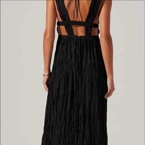 Astr Elegant Black Backless Dress